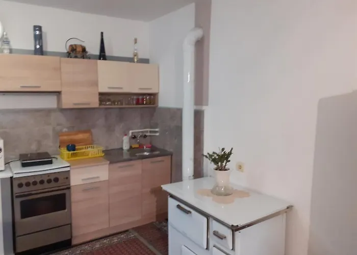 Pantica Avlija - Ethno Household Požega